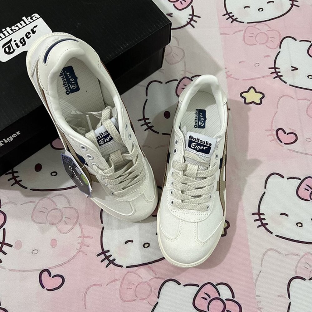 Onitsuka Tiger Tokuten Canvas Casua Sneakers Cream
